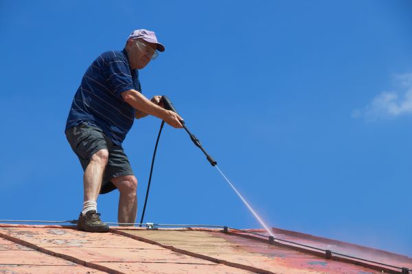 Cabin Roof Pressure Washing